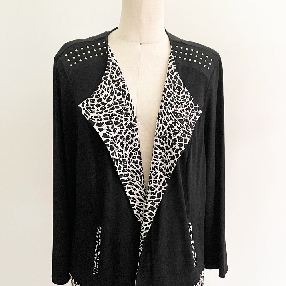 Chicos Size 2 jacket, animal print black and white jacket